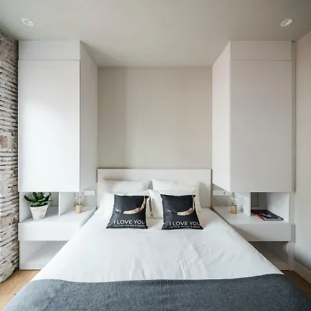 Rice Eleven Apartment Burgo