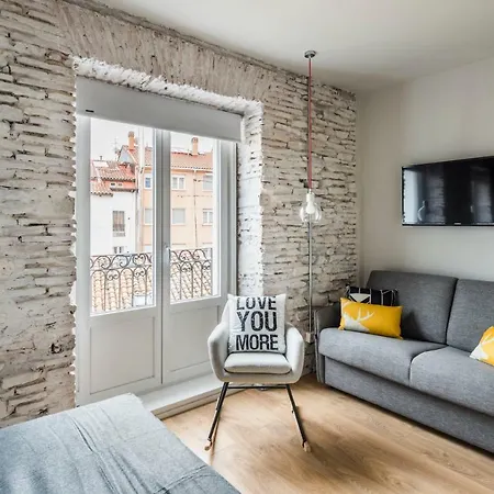 Rice Eleven アパート *