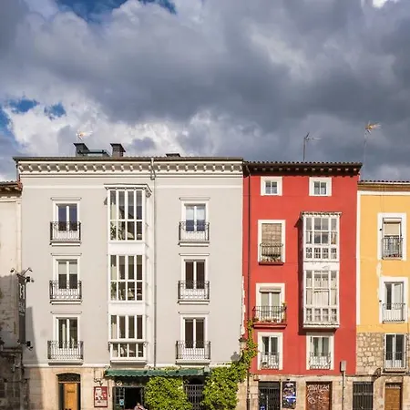 Rice Eleven アパート Burgo